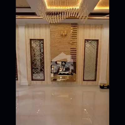 10 Marla House For Rent In Paragon City Lahore