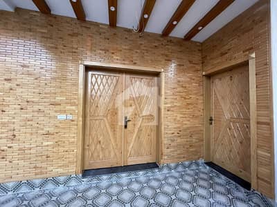 9.5 Marla Brand New Corner Double Storey House For Sale