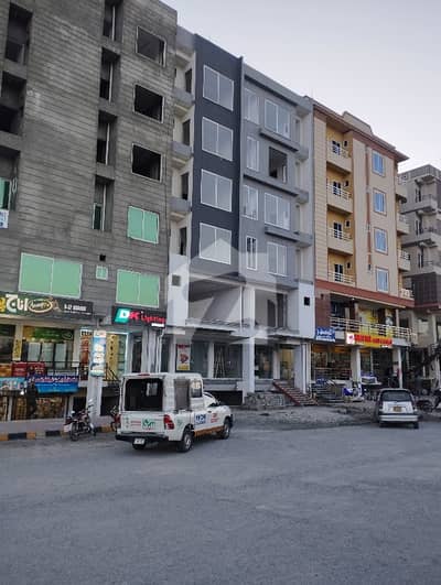ایم پی سی ایچ ایس - بلاک ای ایم پی سی ایچ ایس ۔ ملٹی گارڈنز,بی ۔ 17,اسلام آباد میں 2 کمروں کا 3 مرلہ فلیٹ 75.0 لاکھ میں برائے فروخت۔