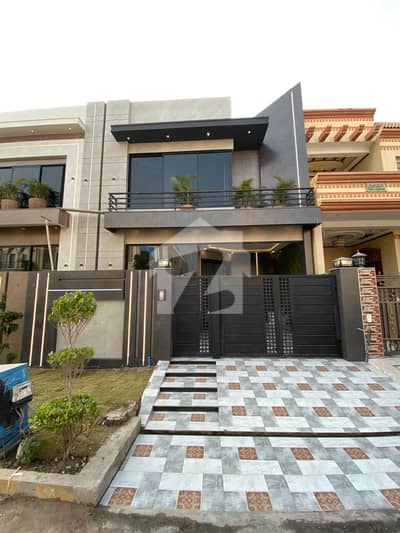 5 Marla Quality Construction House Available For Sale In B Block Citi Housing. 5 Marla Quality Construction House Available For Sale In B Block Citi Housing.