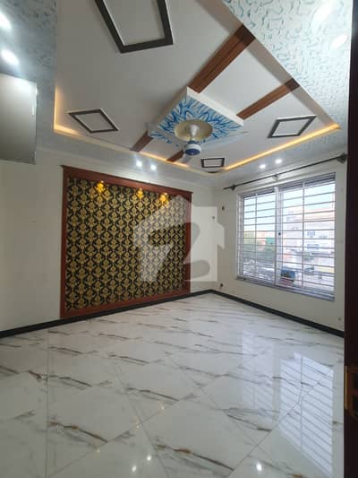 Brand New 4 Marla Upper Portion For Rent.