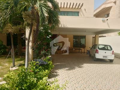 Luxury 1000 Yard Bungalow for Sale DHA Phase 6, Karachi Luxury 1000 Yard Bungalow for Sale DHA Phase 6, Karachi