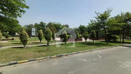 نیو لاہور سٹی - فیز 4 نیو لاهور سٹی,لاہور میں 10 مرلہ رہائشی پلاٹ 33.0 لاکھ میں برائے فروخت۔