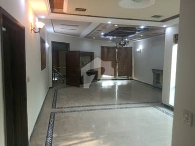 2 Kanal Upper Portion Available For Silent office And Family with Sperate Gate