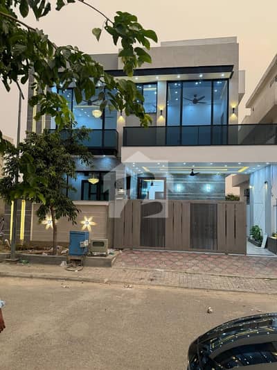 ٹاپ سٹی 1 اسلام آباد میں 4 کمروں کا 10 مرلہ مکان 4.5 کروڑ میں برائے فروخت۔
