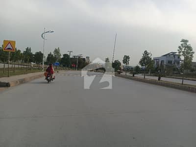 10 Marla Plot Available For Sale Sector F2