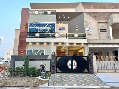 بخ ولاز فیز 2 - مانک بلاک بوچ ایگزیکٹو ولاز - فیز 2,بش ایگزیکٹو ولاز,ملتان میں 4 کمروں کا 5 مرلہ مکان 2.1 کروڑ میں برائے فروخت۔ بخ ولاز فیز 2 - مانک بلاک بوچ ایگزیکٹو ولاز - فیز 2,بش ایگزیکٹو ولاز,ملتان میں 4 کمروں کا 5 مرلہ مکان 2.1 کروڑ میں برائے فروخت۔