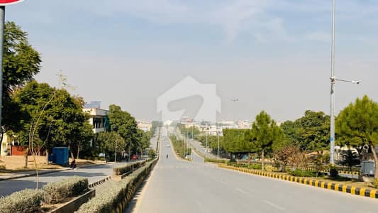ڈی ایچ اے ڈیفینس فیز 2 ڈی ایچ اے ڈیفینس,اسلام آباد میں 1 کنال رہائشی پلاٹ 5.0 کروڑ میں برائے فروخت۔