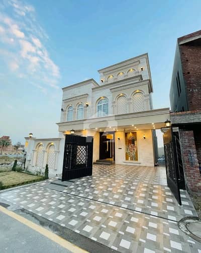 Get Your Hands On Prime Location House In Gujranwala Best Area