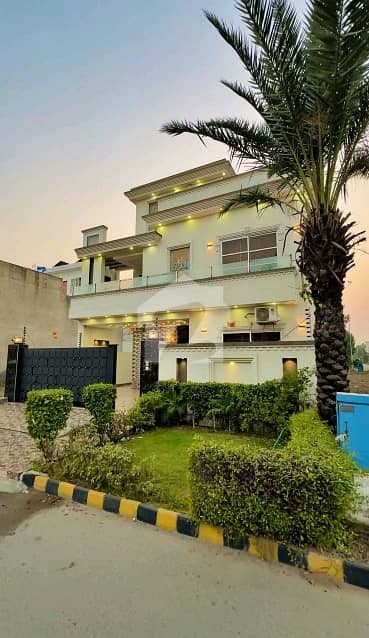سٹی ہاؤسنگ سوسائٹی گوجرانوالہ میں 5 کمروں کا 10 مرلہ مکان 3.6 کروڑ میں برائے فروخت۔ سٹی ہاؤسنگ سوسائٹی گوجرانوالہ میں 5 کمروں کا 10 مرلہ مکان 3.6 کروڑ میں برائے فروخت۔