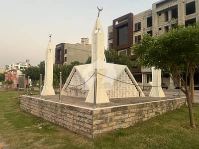 Investors Deal: 8 Marla Semi Corner With 03 Marla Extra Land Plot Sector F1, Bahria Enclave, Islamabad