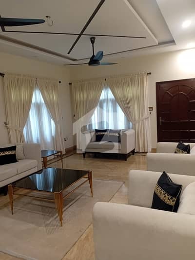 400sq Bungalow For Sale Gulistan E Johar Block 16