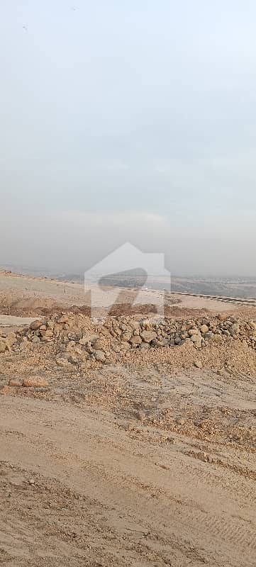 5 Marla Semi Develop Plot