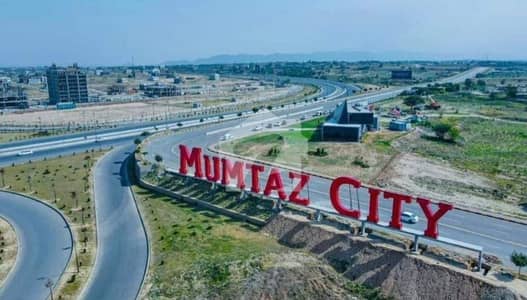 Front Back Open 10 Marla Plot For Sale in Mumtaz City Islamabd