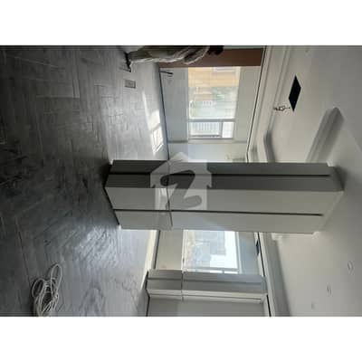 Brand New 3 Bedrooms 2200 Square Feet Apartment For Sale