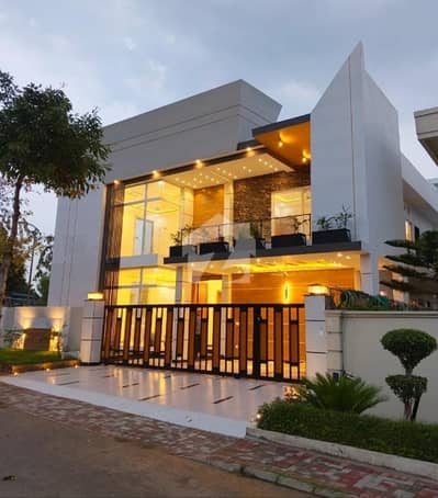 Corner 1 Kanal House For Sale In Top City-1 Corner 1 Kanal House For Sale In Top City-1