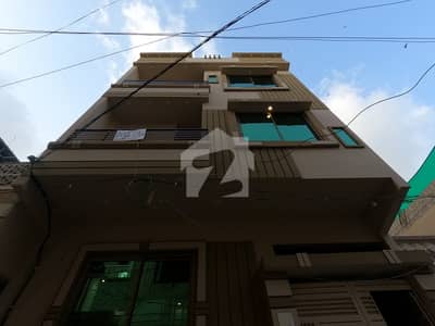 Prime Location Federal B Area - Block 16 122 Square Yards House Up For Sale