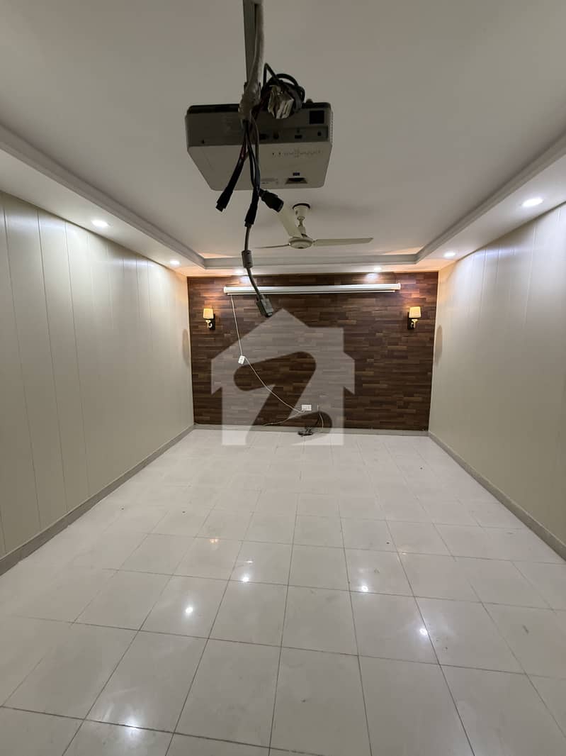 10 MARLA 4 BEDROOM HOUSE WITH BASEMENT FOR SALE 10 MARLA 4 BEDROOM HOUSE WITH BASEMENT FOR SALE