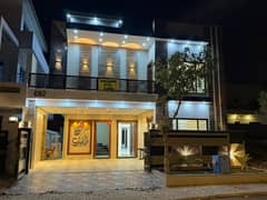 10 Marla Brand New House For Sale