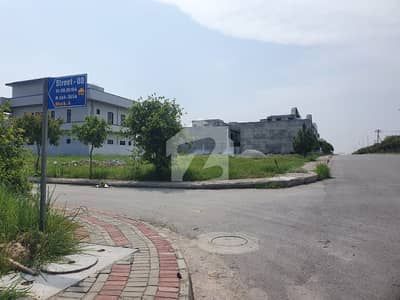 ٹاپ سٹی 1 - بلاک آئی ٹاپ سٹی 1,اسلام آباد میں 1 کنال رہائشی پلاٹ 2.2 کروڑ میں برائے فروخت۔