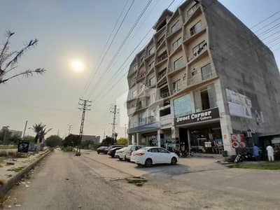 Centrally Located On Excellent Location Shop For sale In Jubilee Town Available