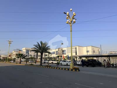 ڈائمنڈ سٹی غالب روڈ,سیالکوٹ میں 6 مرلہ رہائشی پلاٹ 85.0 لاکھ میں برائے فروخت۔