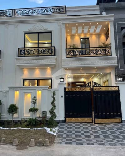 ایڈمز ہاؤسنگ سکیم - بلاک اے ایڈمز ہاؤسنگ سکیم,میٹیٹل روڈ,ملتان میں 3 کمروں کا 5 مرلہ مکان 1.65 کروڑ میں برائے فروخت۔