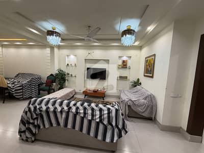 10 Marla Semi Furnish Upper Portion. For Rent In Bahria Town Lahore