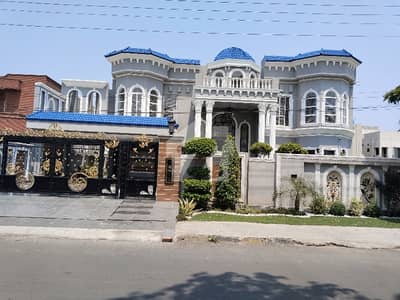 این ایف سی 1 لاہور میں 6 کمروں کا 2 کنال مکان 15.8 کروڑ میں برائے فروخت۔