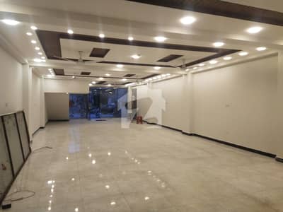 اصغر مال روڈ راولپنڈی میں 6 مرلہ Studio دکان 1.5 لاکھ میں کرایہ پر دستیاب ہے۔