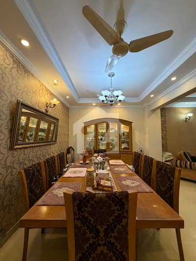 F-11 Markaz, Islamabad | Luxury 4 Bed Apartment For Sale