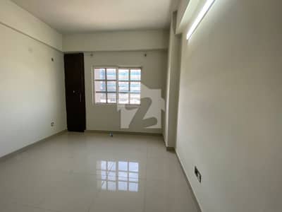 3 BED NON FURNISHED APARTMENT AVAILABLE FOR RENT IN DIAMOND MALL GULBERG GREENS ISLAMABAD