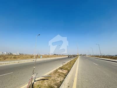 10 Marla Plot For Sale In Reasonable Price 80ft Road Plot