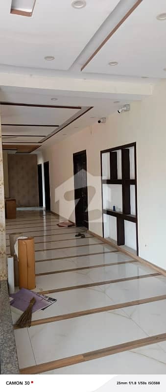 1 Kanal House For Rent