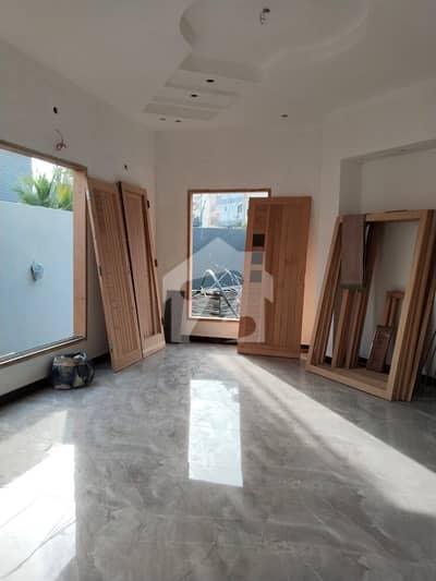 250 Yards Bungalow For sale