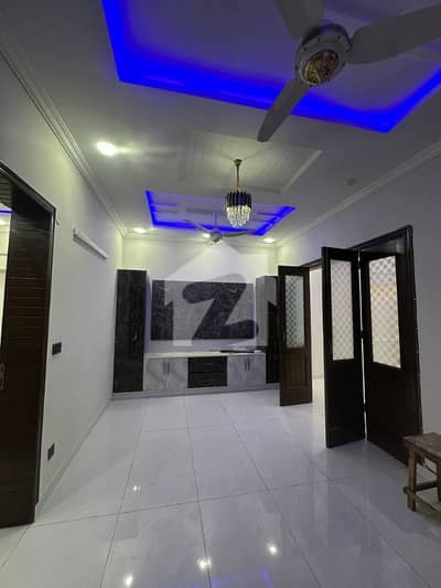 UPPER PORTION AVAILABLE FOR RENT IN I-11