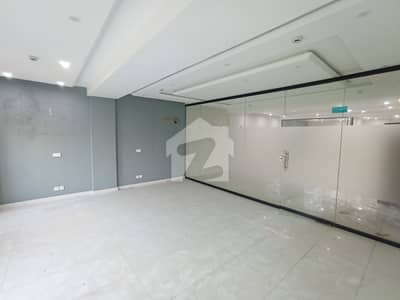 ڈی ایچ اے فیز 6 ڈیفنس (ڈی ایچ اے),لاہور میں 4 مرلہ Studio دفتر 1.5 لاکھ میں کرایہ پر دستیاب ہے۔