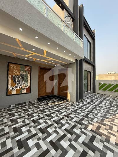 10 Marla Brand New Luxury House for Sale 10 Marla Brand New Luxury House for Sale