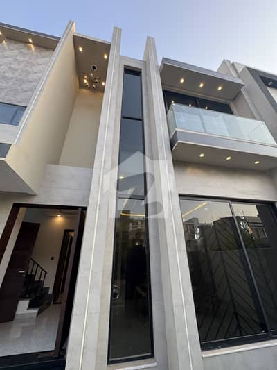 Most Beautiful this Modern Design 10 marla Luxury house for Sale in the Hart of Bahria Orchard Lahore Most Beautiful this Modern Design 10 marla Luxury house for Sale in the Hart of Bahria Orchard Lahore