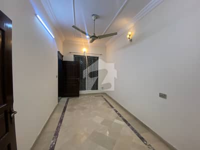 One Kanal Upper Portion In Neelum Block, DC Colony Gujranwala One Kanal Upper Portion In Neelum Block, DC Colony Gujranwala