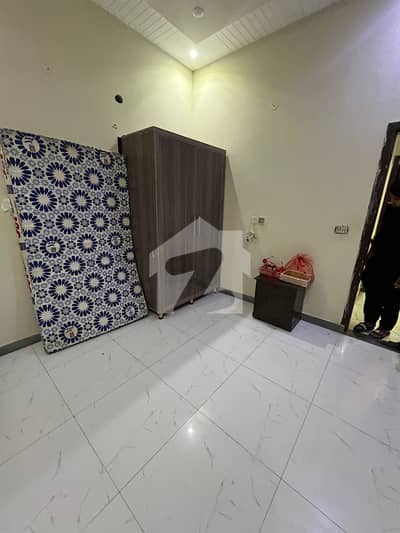 One Room Is Avaialble For Rent In Eden Boulevard For Single Femlae