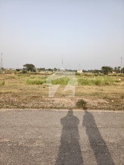ڈی ایچ اے فیز9 پریزم - بلاک ایچ ڈی ایچ اے فیز9 پریزم,ڈی ایچ اے ڈیفینس,لاہور میں 1 کنال رہائشی پلاٹ 2.95 کروڑ میں برائے فروخت۔ ڈی ایچ اے فیز9 پریزم - بلاک ایچ ڈی ایچ اے فیز9 پریزم,ڈی ایچ اے ڈیفینس,لاہور میں 1 کنال رہائشی پلاٹ 2.95 کروڑ میں برائے فروخت۔