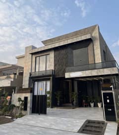 One Kanal Brand New Luxurious Bungalow With Fully Air Conditioners Located At Prime Location