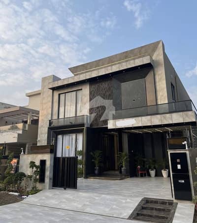 ڈی ایچ اے فیز 6 ڈیفنس (ڈی ایچ اے),لاہور میں 5 کمروں کا 1 کنال مکان 3.05 لاکھ میں کرایہ پر دستیاب ہے۔ ڈی ایچ اے فیز 6 ڈیفنس (ڈی ایچ اے),لاہور میں 5 کمروں کا 1 کنال مکان 3.05 لاکھ میں کرایہ پر دستیاب ہے۔