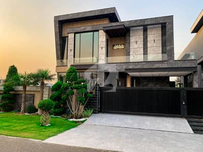 KANAL EYE CATCHING SUPERB LUXURY BUNGALOW FOR SALE