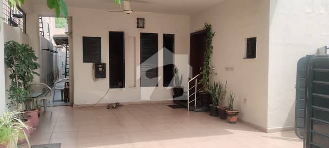 10.5 Marla 5 Bedrooms Sepecial House For Sale Askari 11 Lahore