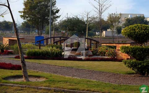 10 Marla Residential Plot Available Urgent For Sale In New Lahore City Phase1 On Very Good Location Near To Park And Market And Masjid