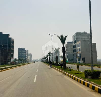 5 Marla Commercial Plot Main Boulevard Urgent For Sale in New Lahore City