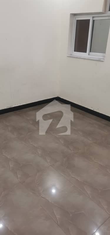 گلریز ہاؤسنگ سوسائٹی فیز 3 گلریز ہاؤسنگ سکیم,راولپنڈی میں 3 کمروں کا 6 مرلہ فلیٹ 45.0 ہزار میں کرایہ پر دستیاب ہے۔