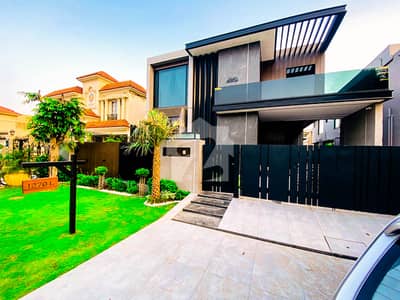 KANAL ULTRA MODERN EYE CATCHING SUPERB LUXURY BUNGALOW FOR SALE